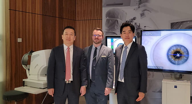  ZEISS certified medical team